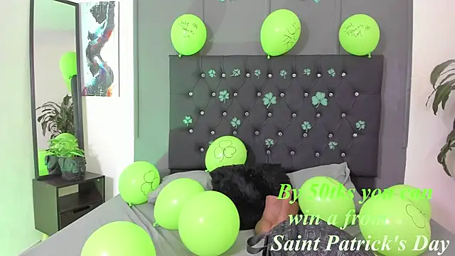 lyra-rain online show from March 16, 2025, 7:17 pm