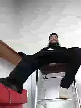 AndresSmith   online show from January 1, 2025, 3:45 am