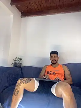 AndresSmith   online show from February 6, 2026, 6:04 pm