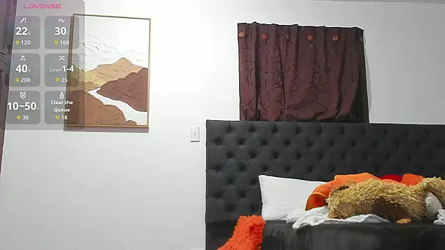 nakedfoam1 online show from April 9, 2026, 4:03 am