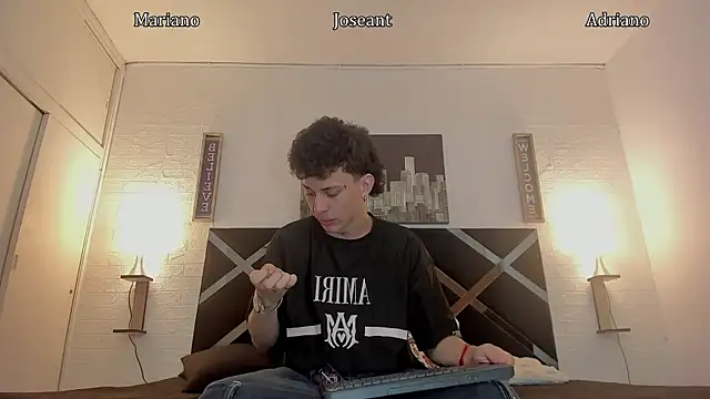 nakedfoam1 online show from October 11, 2025, 3:29 am