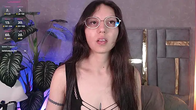 Bianca ks online show from October 1, 2025, 3:11 am