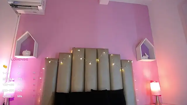 MeghanBurn online show from March 23, 2025, 3:32 am