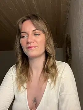 Milla  one online show from February 20, 2025, 6:35 pm