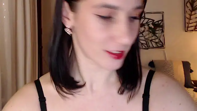 pepper milf online show from January 10, 2025, 7:21 pm