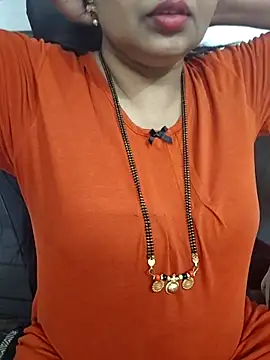 Snapshot of Deepthi_Mysore chatting on October 20, 2025, 1:29 am Deepthi Mysore online show from October 20, 2025, 1:29 am