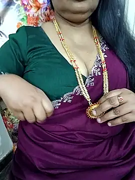 Snapshot of Deepthi_Mysore chatting on September 10, 2025, 8:57 am Deepthi Mysore online show from September 10, 2025, 8:57 am