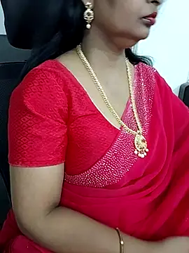 Snapshot of Deepthi_Mysore chatting on February 26, 2025, 3:32 pm Deepthi Mysore online show from February 26, 2025, 3:32 pm
