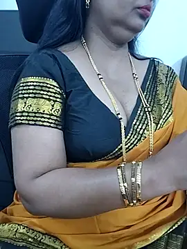 Snapshot of Deepthi_Mysore chatting on November 6, 2025, 11:31 pm Deepthi Mysore online show from November 6, 2025, 11:31 pm