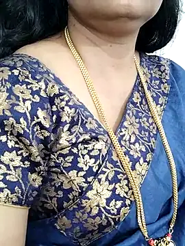 Snapshot of Deepthi_Mysore chatting on February 25, 2025, 12:49 pm Deepthi Mysore online show from February 25, 2025, 12:49 pm