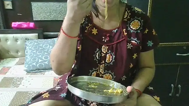 couplesuni online show from September 23, 2025, 10:44 am