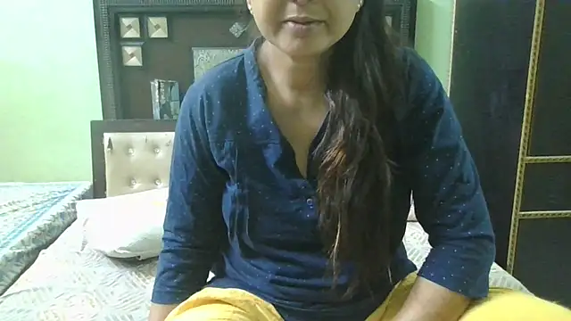 couplesuni online show from March 20, 2025, 3:56 am