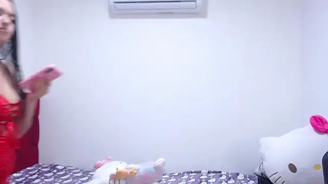 kayla k18 online show from April 7, 2026, 4:03 am