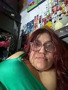 dafne19  online show from October 2, 2025, 4:05 am