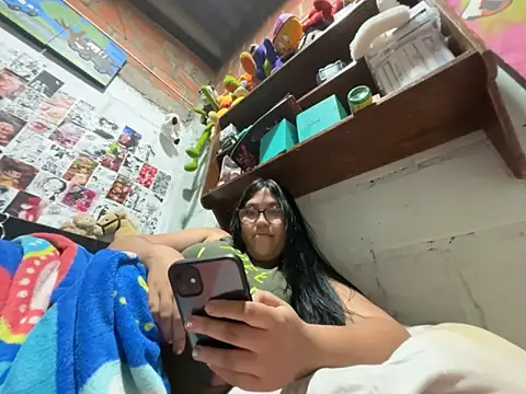 Snapshot of dafne19_ chatting on May 19, 2026, 5:36 am dafne19 online show from May 19, 2026, 5:36 am