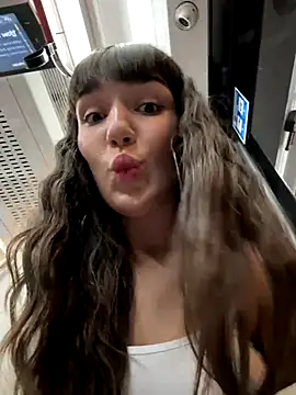 Sophie Avory online show from September 11, 2025, 5:24 pm