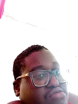 Jeanlaurent972 online show from October 6, 2025, 5:46 pm