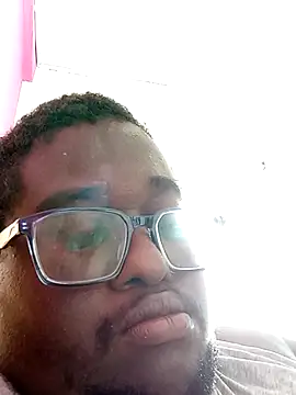 Jeanlaurent972 online show from November 9, 2025, 1:48 pm