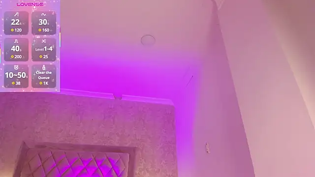 LiaFlowers online show from February 27, 2025, 9:40 am