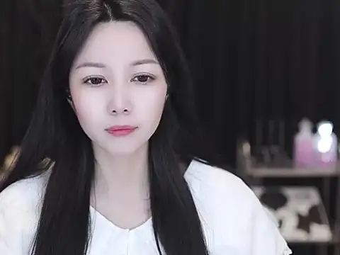 Nuyoah-77 online show from March 16, 2026, 5:55 am