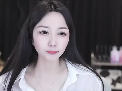 Nuyoah-77 online show from April 5, 2026, 8:21 am