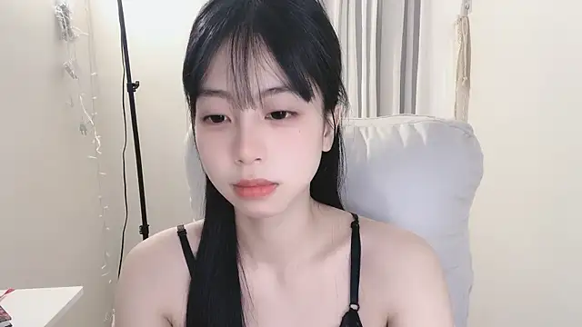 -Hottie online show from March 11, 2025, 7:03 pm