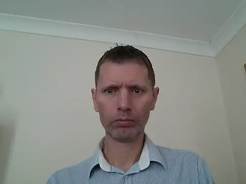 MarcusMaxx online show from December 5, 2025, 9:52 am