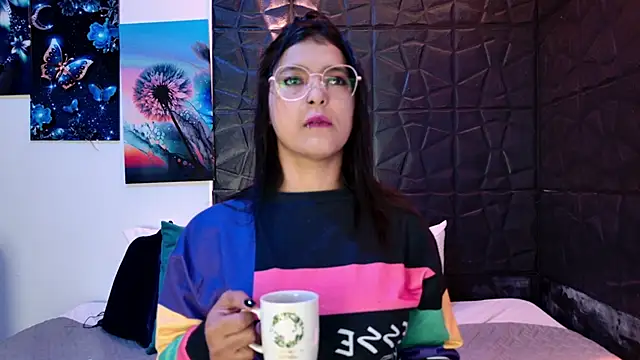 graceymilf666 online show from November 18, 2025, 11:46 am