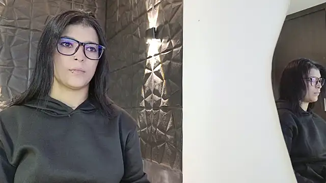 graceymilf666 online show from September 28, 2025, 11:17 am