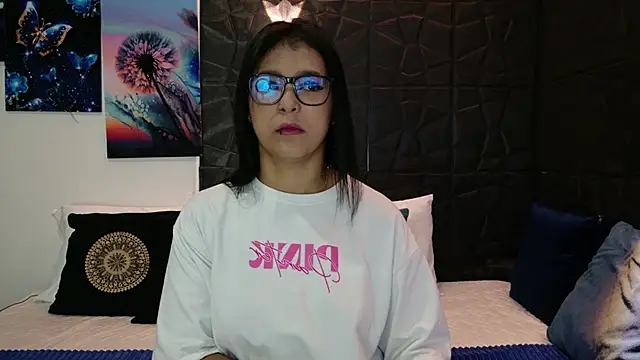 graceymilf666 online show from January 6, 2026, 12:09 pm