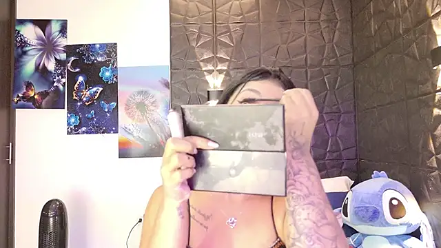 graceymilf666 online show from September 12, 2025, 11:32 am