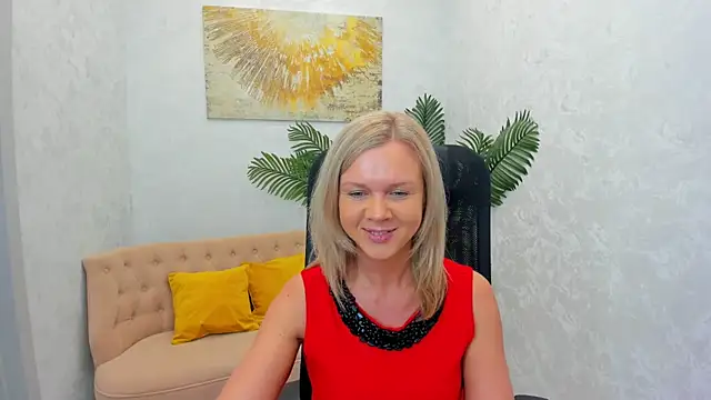 AgathaKlouin online show from March 6, 2025, 7:43 pm