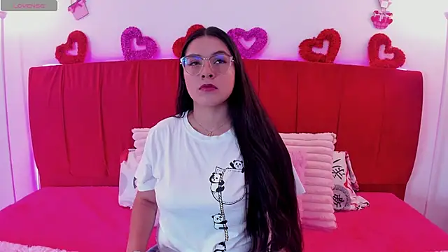 Alice Summer1 online show from February 6, 2026, 9:33 pm