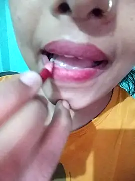 Hotty-Divya online show from September 20, 2025, 9:47 am