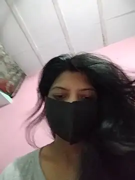 Snapshot of Hotty-Divya chatting on June 17, 2026, 3:39 am Hotty-Divya online show from June 17, 2026, 3:39 am