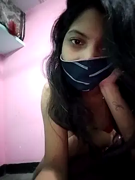 Hotty-Divya online show from November 2, 2025, 8:41 am