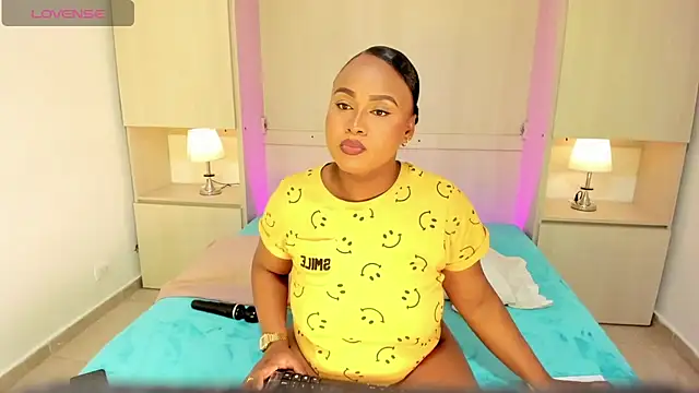 EmilyyStuart online show from December 23, 2025, 4:01 am