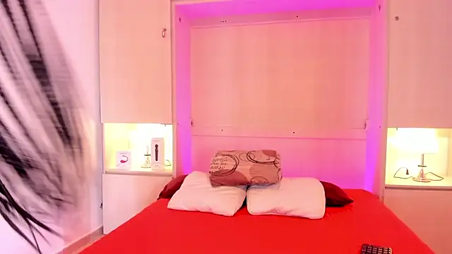 EmilyyStuart online show from March 12, 2025, 3:46 am