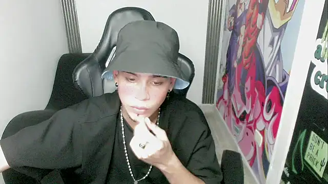 zacariasss  online show from December 28, 2024, 2:54 am