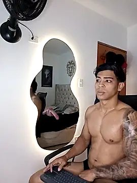 Andrew wolf7 online show from October 7, 2025, 4:08 pm