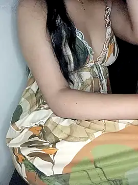 Snapshot of Patrona-fifi chatting on November 21, 2025, 11:04 pm Patrona-fifi online show from November 21, 2025, 11:04 pm