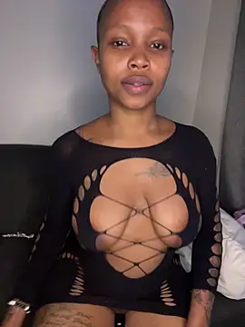 InkLady444 online show from February 4, 2026, 5:02 am