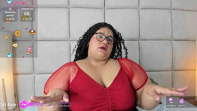 Miley Collins online show from October 25, 2025, 7:36 pm