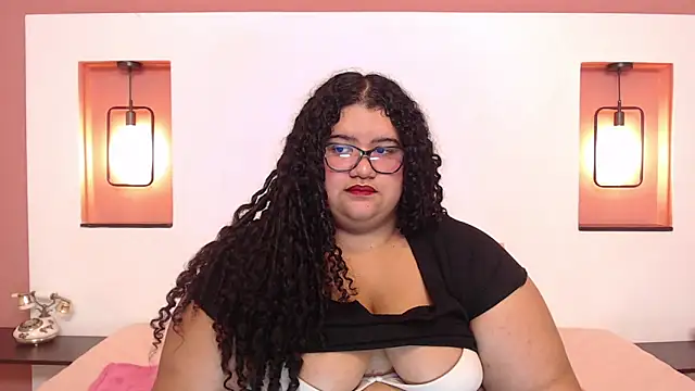 Miley Collins online show from February 21, 2025, 9:22 pm