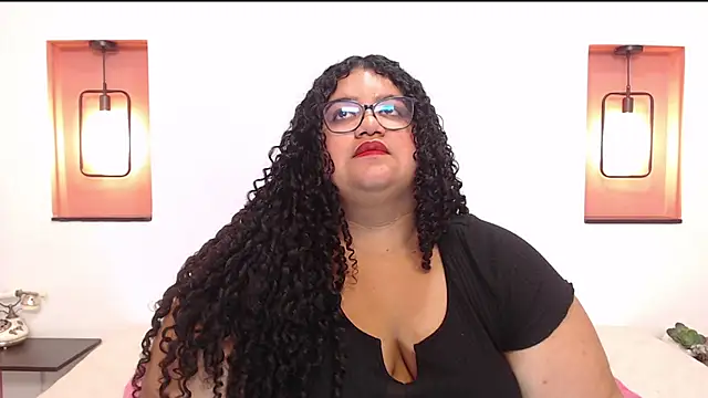 Miley Collins online show from March 12, 2025, 7:47 pm