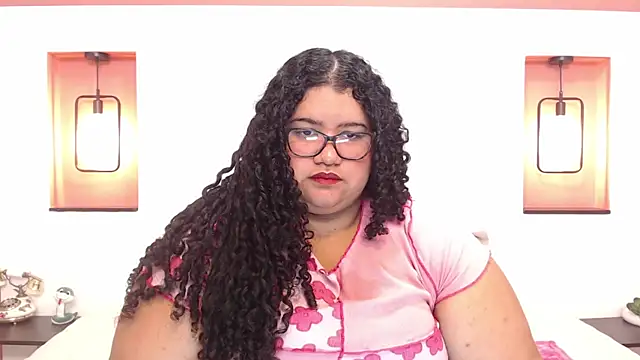 Miley Collins online show from February 17, 2025, 8:49 pm