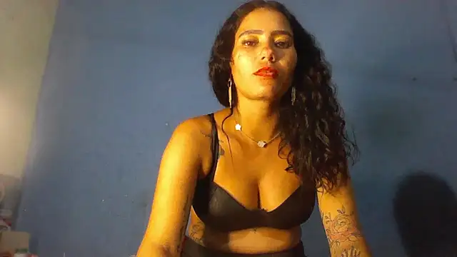 Snapshot of thasmyni chatting on October 27, 2025, 4:13 am thasmyni online show from October 27, 2025, 4:13 am