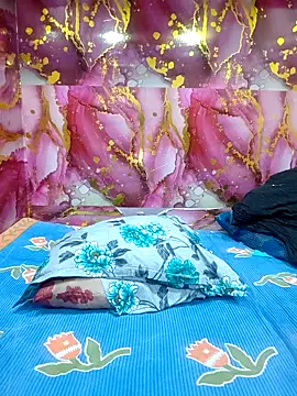 Snapshot of Sony-Model chatting on May 13, 2026, 6:15 pm Sony-Model online show from May 13, 2026, 6:15 pm