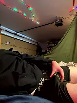 theoneandonlyniko online show from December 4, 2024, 3:37 pm