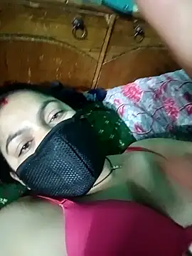 Lustyful Couple online show from January 6, 2025, 11:30 pm